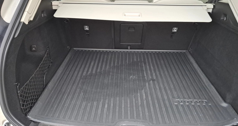 Volvo XC 60 cena 179900 przebieg: 58225, rok produkcji 2021 z Nowa Ruda małe 254